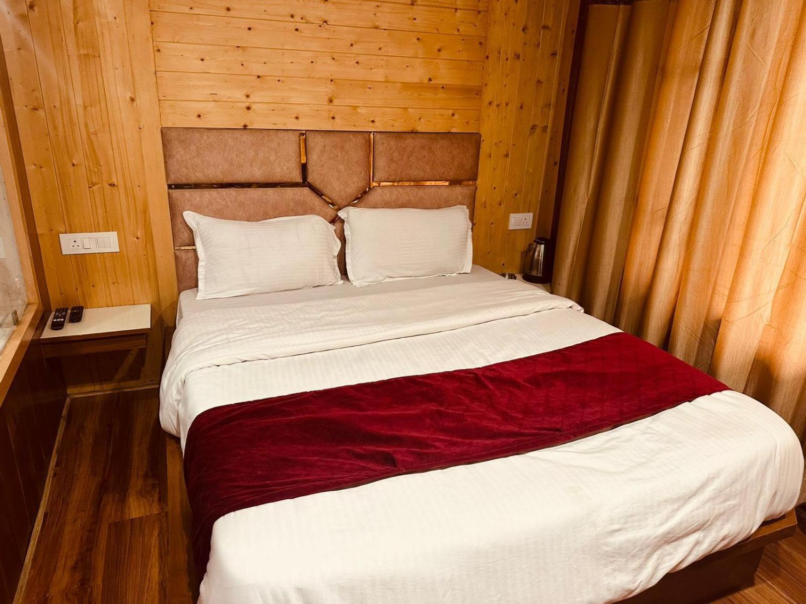 The Asha Residency - Majestic Mountain View , Shimla