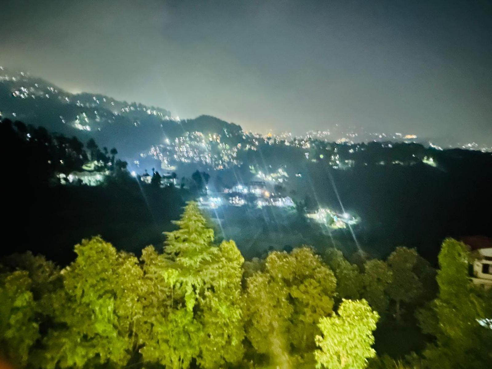 Homestay The Asha Residency - Majestic Mountain View , Shimla