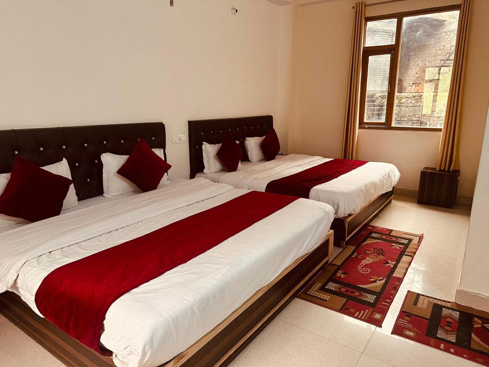 The Asha Residency - Majestic Mountain View , Homestay *