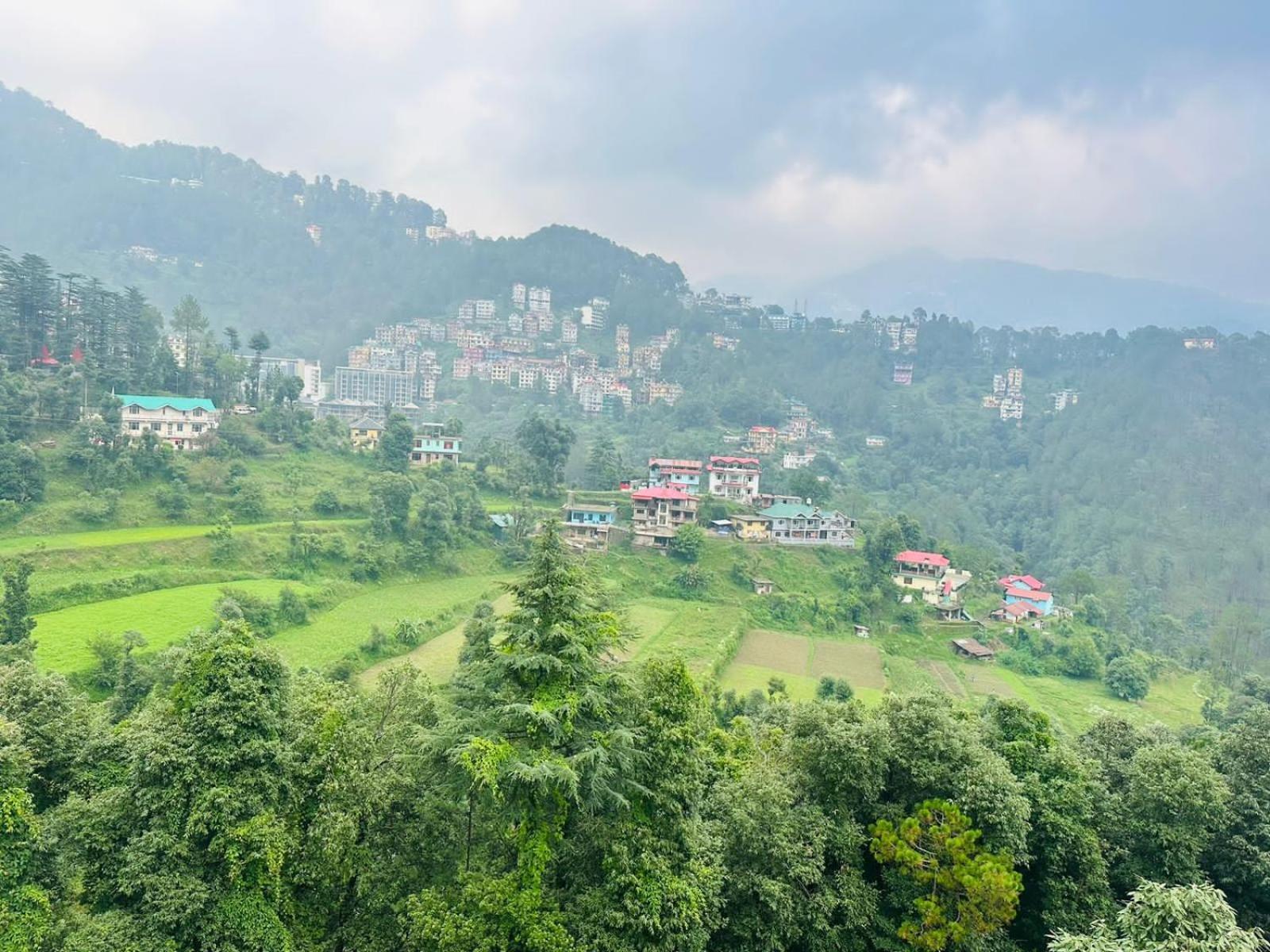 The Asha Residency - Majestic Mountain View , Homestay *