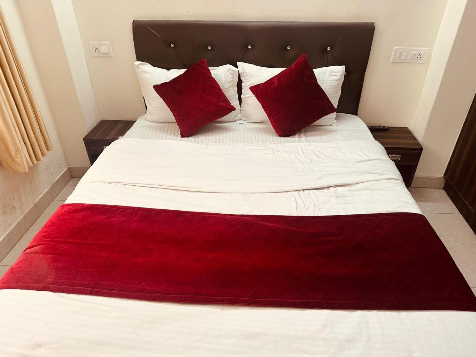 The Asha Residency - Majestic Mountain View , Shimla